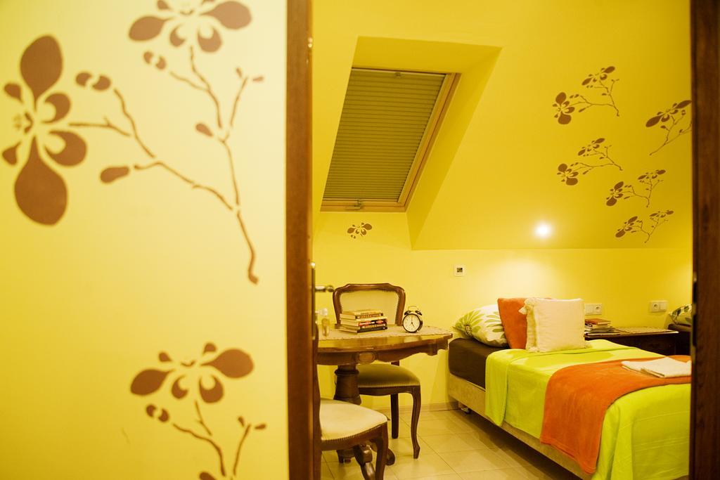 كيلتشي Medison Family Boutique B&B الغرفة الصورة